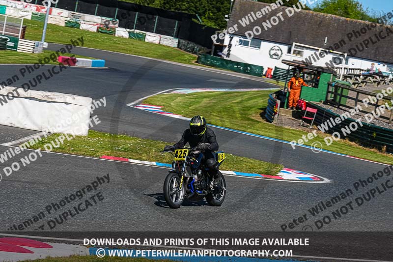enduro digital images;event digital images;eventdigitalimages;mallory park;mallory park photographs;mallory park trackday;mallory park trackday photographs;no limits trackdays;peter wileman photography;racing digital images;trackday digital images;trackday photos